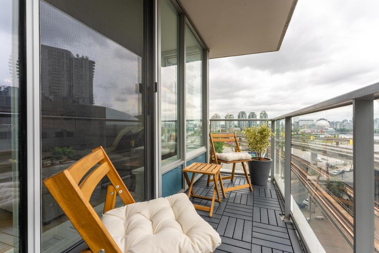 Heart Of Downtown 1 Bd Entire Condo - Pool, Gym, Parking, Office, Ac Vancouver Zewnętrze zdjęcie